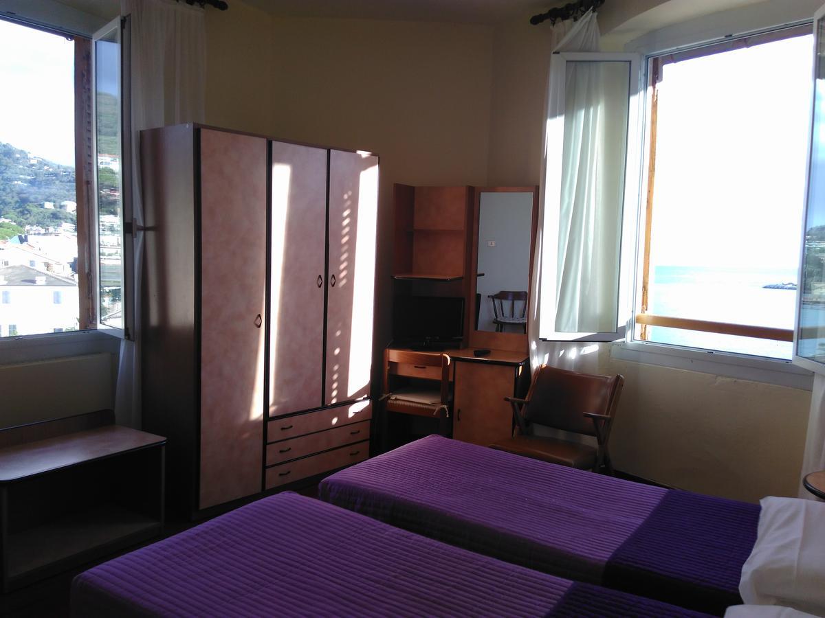 Albergo Bandoni Рапало Екстериор снимка
