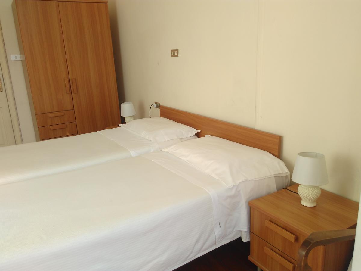 Albergo Bandoni Рапало Екстериор снимка
